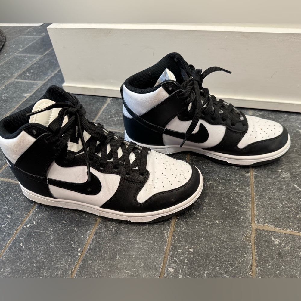 Nike Dunks Panda M7/W8.5 - Picture 5 of 9